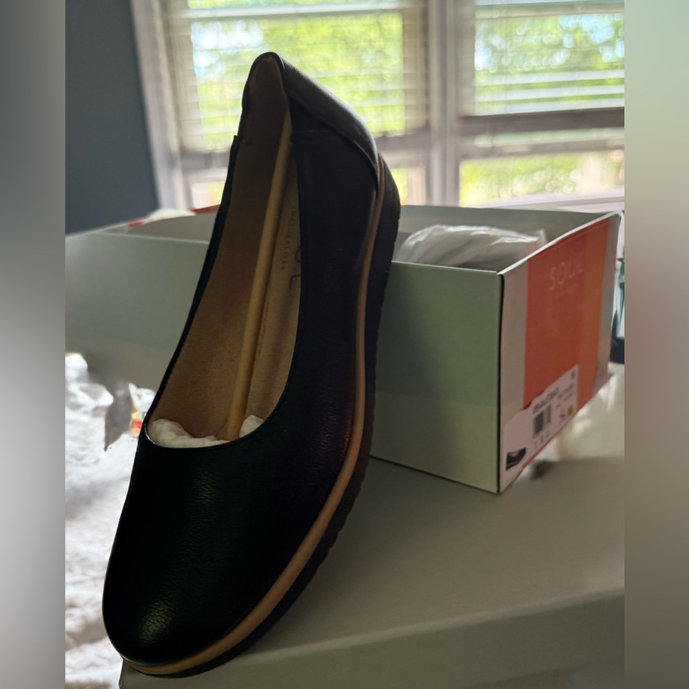Naturalizer Black Women's Flats - New in box